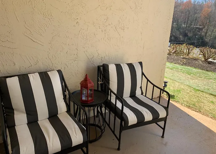 Cabin: Gatlinburg Chateau Rentals