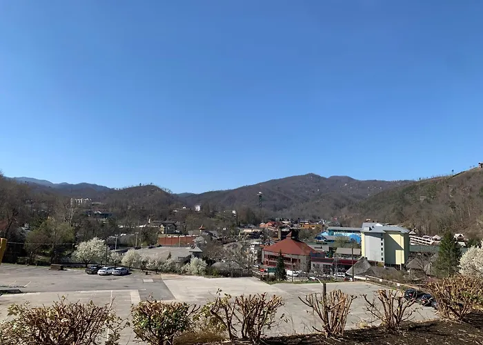 Cabin: Gatlinburg Chateau Rentals